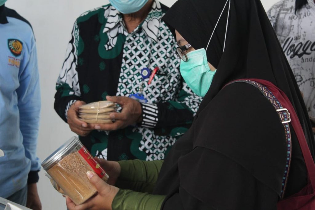 Gambar Kerjasama LPPOM MUI Produk Jahe Merah di Lapas Kelas IIA Serang Disertifikasi 74