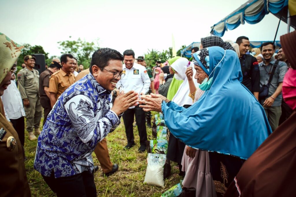 Gambar Pimpinan DPRD Tinjau Lahan Pembangunan RS Kejaksaan Hasil Sitaan Korupsi 76