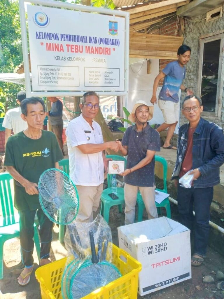 Gambar Guna Meningkatkan Perekonomian Masyarakat di Kecamatan Ciomas, DKP Kabupaten Serang Berikan Bantuan Hingga Penyuluhan 74